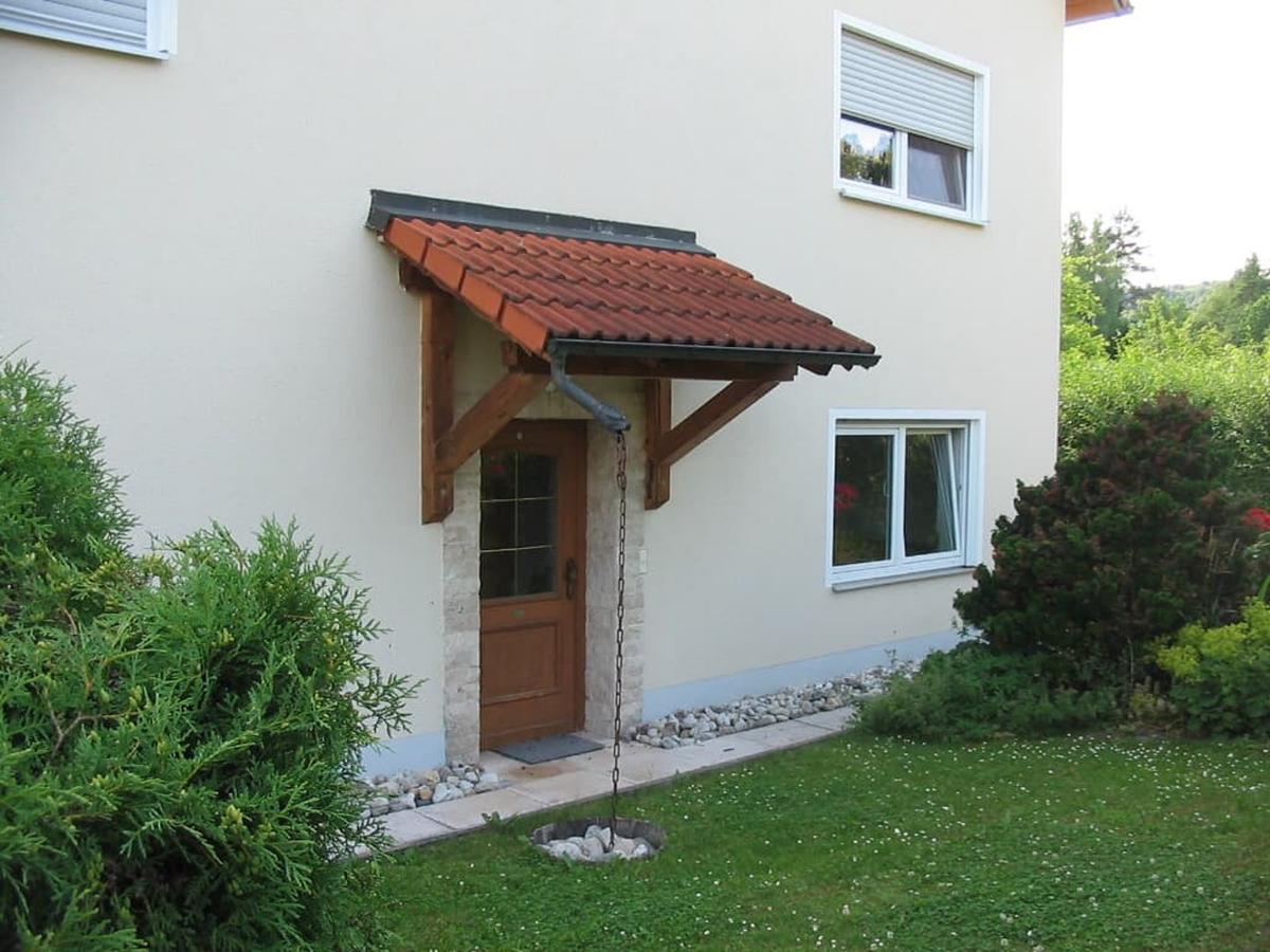 Ferienwohnung Im Gruenen Illschwang Esterno foto